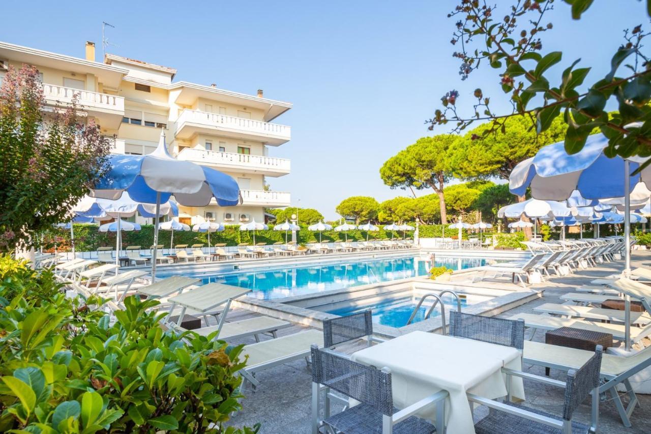 Hotel Al Cigno لينانو سابيادورو المظهر الخارجي الصورة