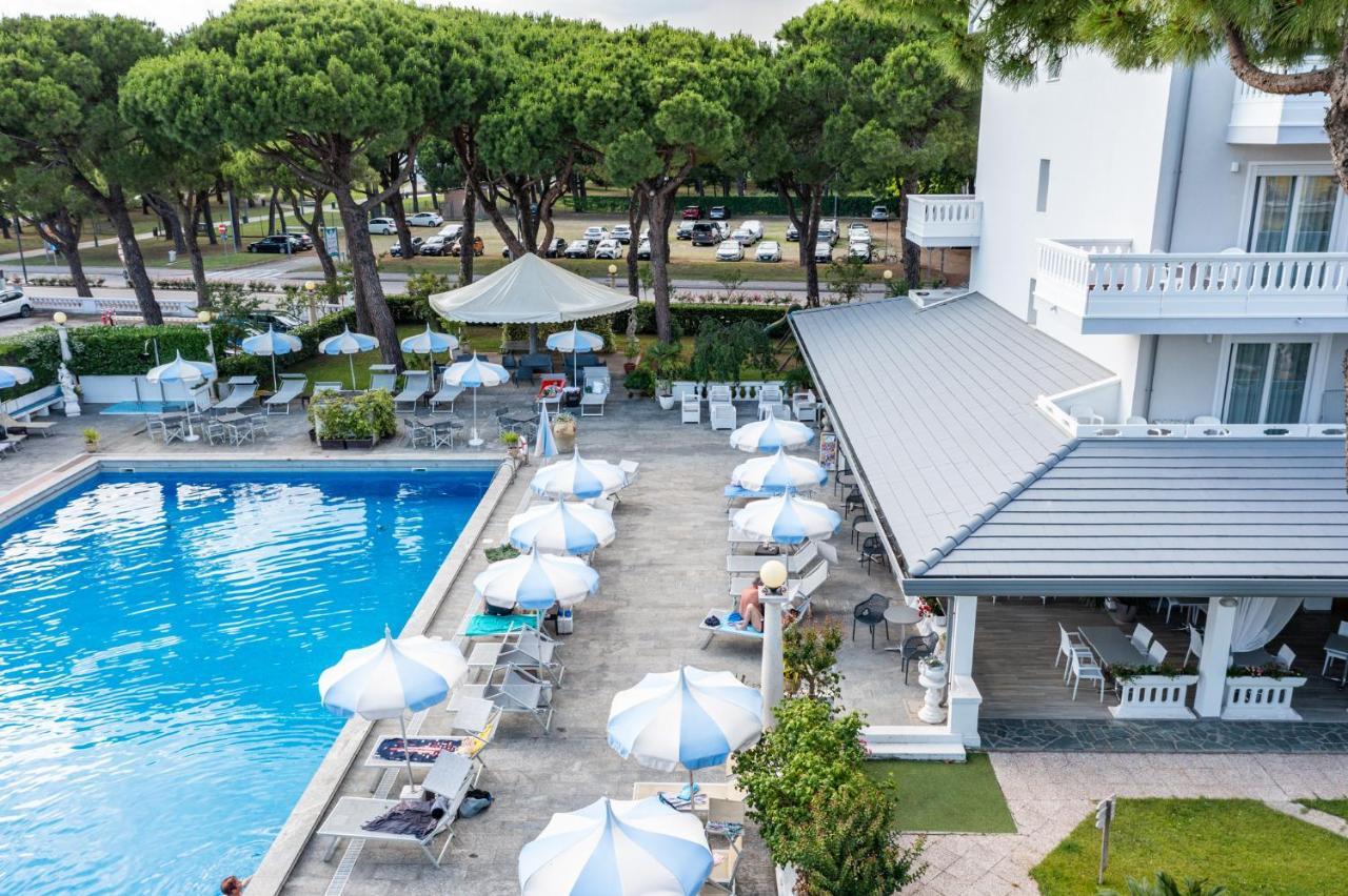 Hotel Al Cigno لينانو سابيادورو المظهر الخارجي الصورة