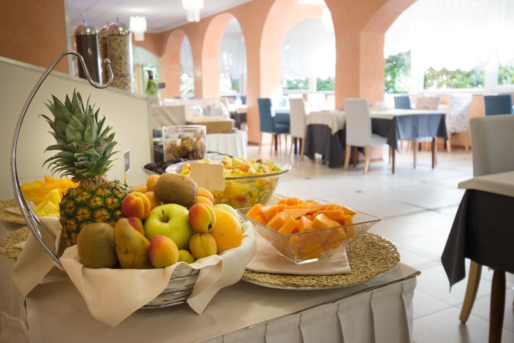 Hotel Al Cigno لينانو سابيادورو المظهر الخارجي الصورة