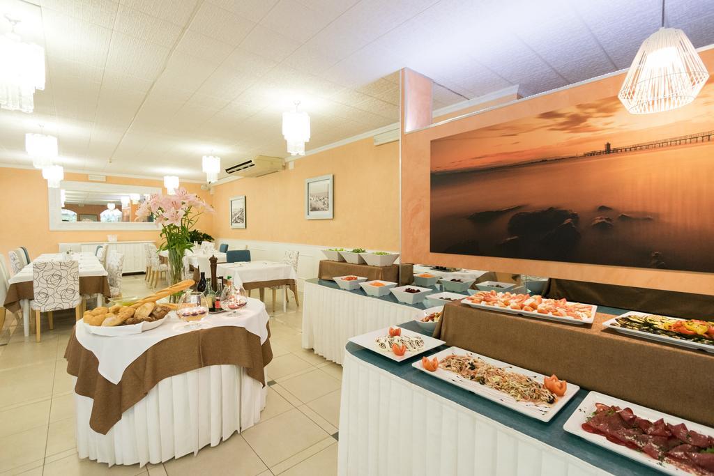 Hotel Al Cigno لينانو سابيادورو المظهر الخارجي الصورة